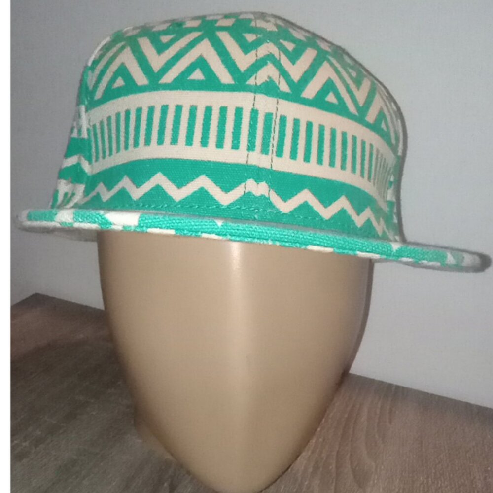 Neff Snapback Hawaiian Print Cap